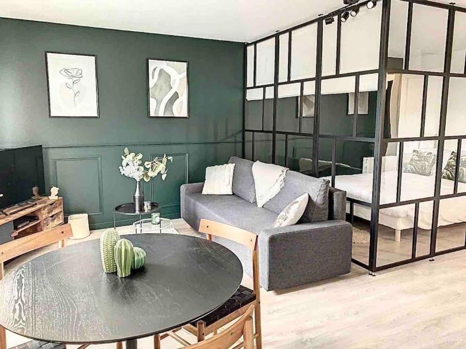 Margny-les-Compiegne Apartment | Le Jules - Ambiance anglaise