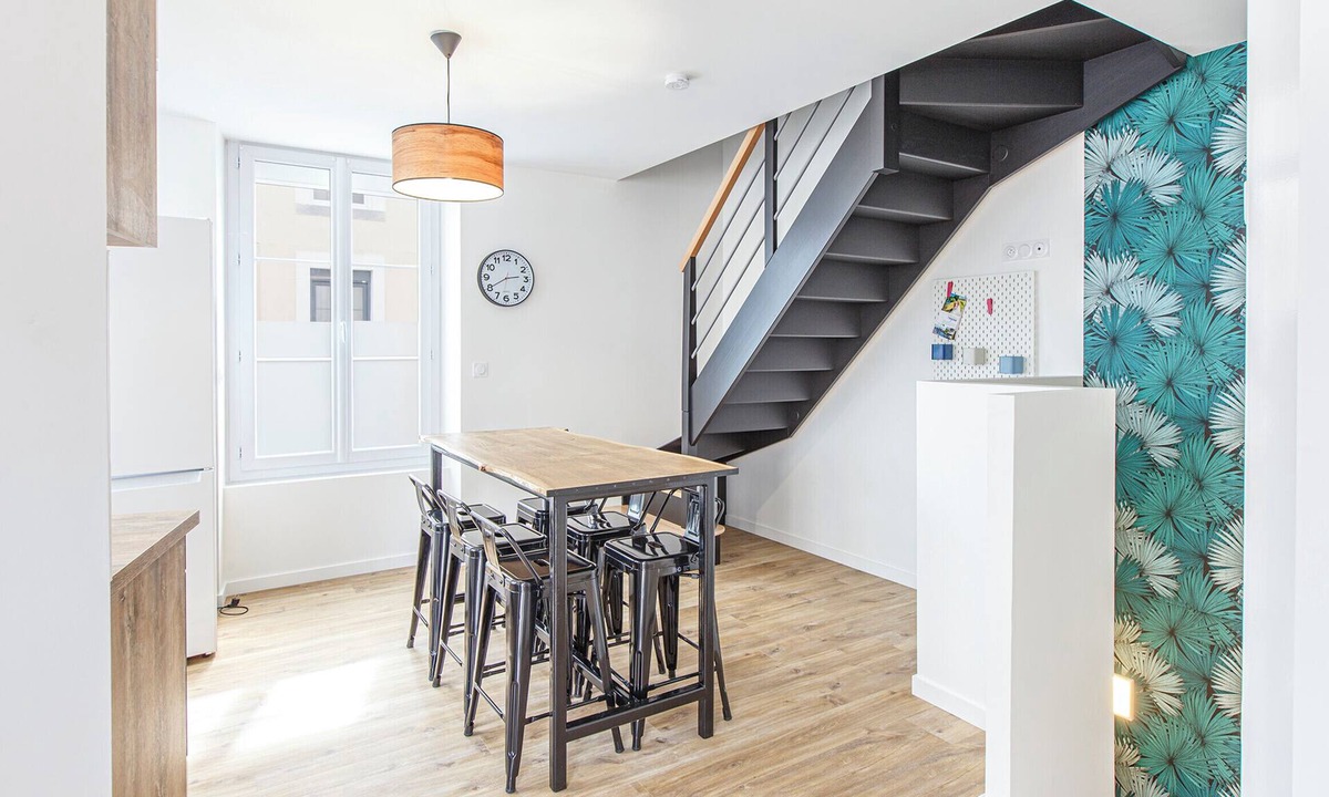 Laval House | Le Movie - Proche gare - 3 chambres