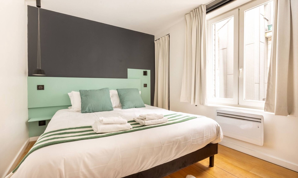 Old Lille Apartment | Le P'tit Quinquin 1 bedroom apartment Vieux Lille
