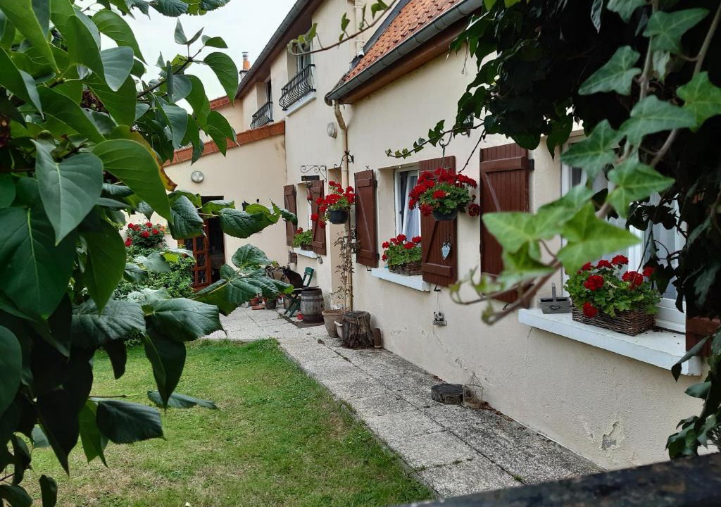 Hardecourt-aux-Bois Bed & Breakfast | Les Alouettes B&B