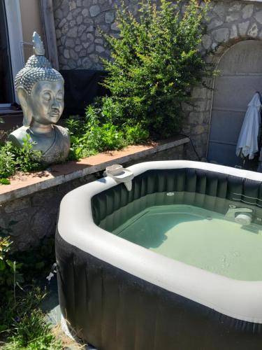 Chartres House | Les etapes chartraines parking wifi jaccuzi