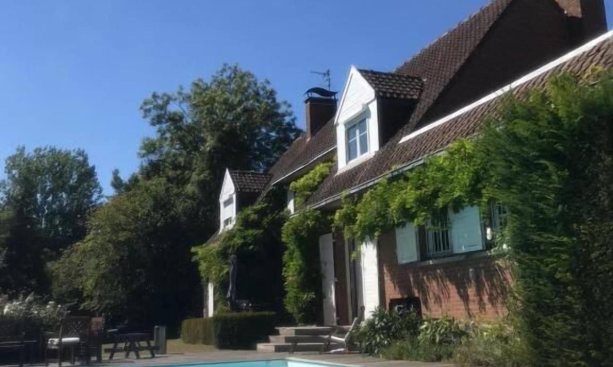 Croix Bed & Breakfast | Les Glycines