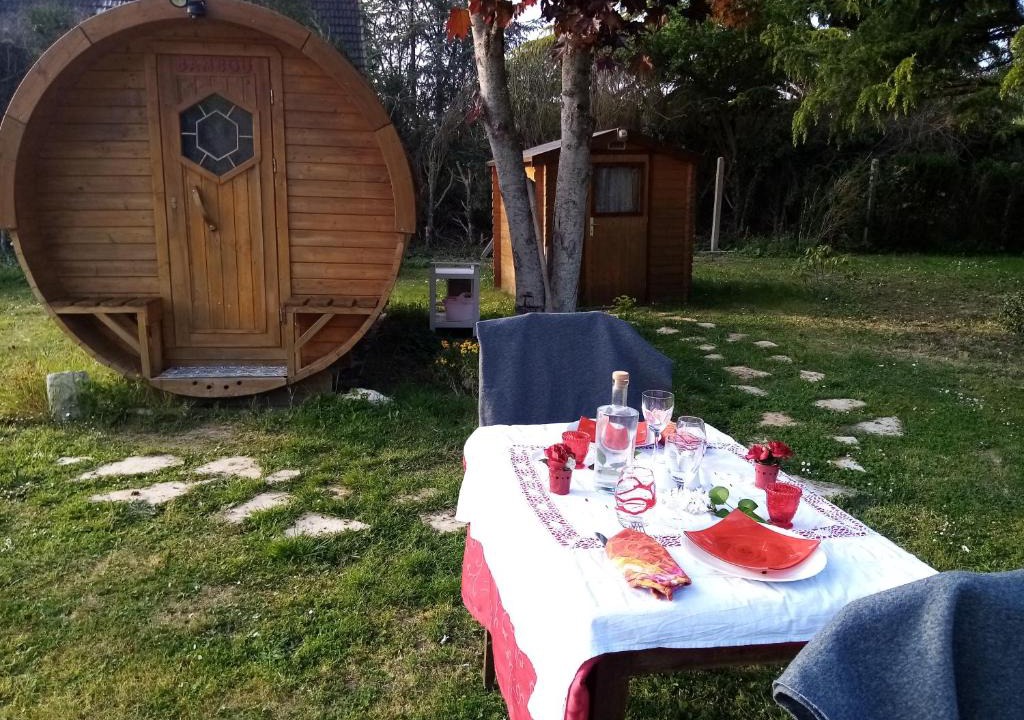 Neuilly Bed & Breakfast | LES TONNEAUX DE L'EURE LOGEMENT INSOLITE