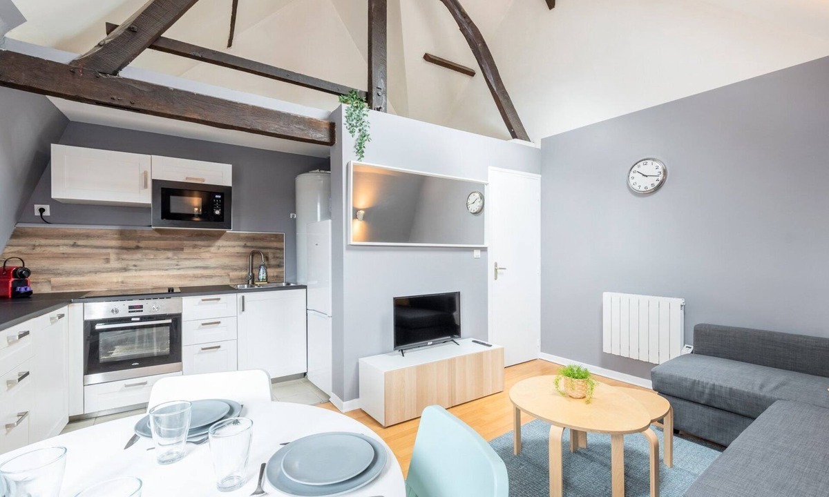 Lille-Moulins Apartment | Lille proche Wazemmes/Jb Lebas - 2 bed apartment