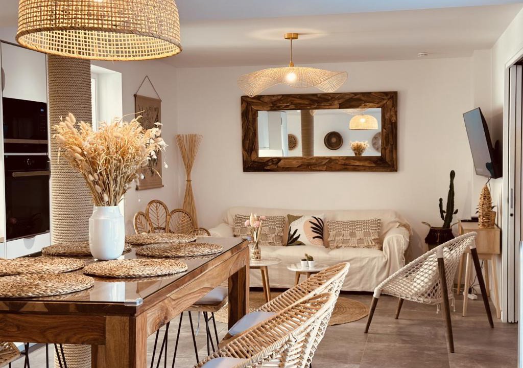 Saint Nicolas - Charles III - Ville vieille - Trois Maisons - Leopold Apartment | Loft Menorca & Spa 5 étoiles au cœur de Nancy