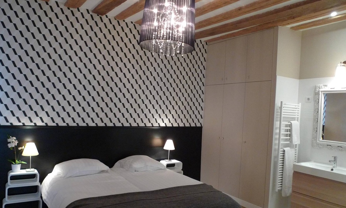 Saint-Louis Apartment | Long and short stays, 2 premium rooms, conveniently located - 2/4 people