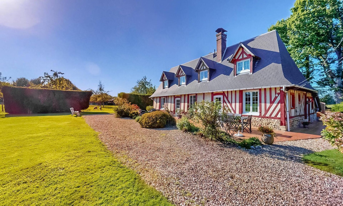 Foulbec House | Lovely home in Foulbec with WiFi