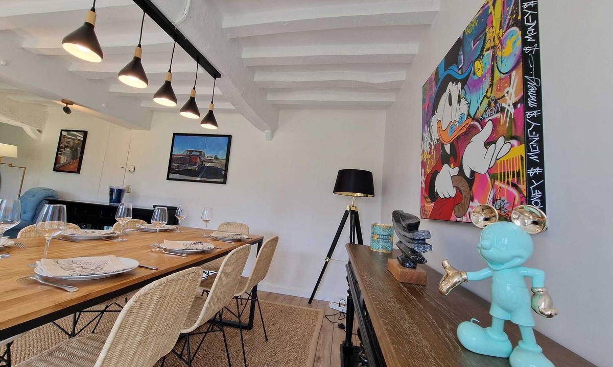 Canouville House | Magnificent Normandy Chaumière close to the sea.
