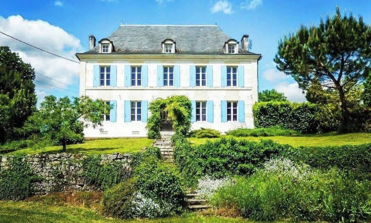Saint-Sulpice-d'Arnoult House | Magnifique manoir, quatre chambres, avec piscine