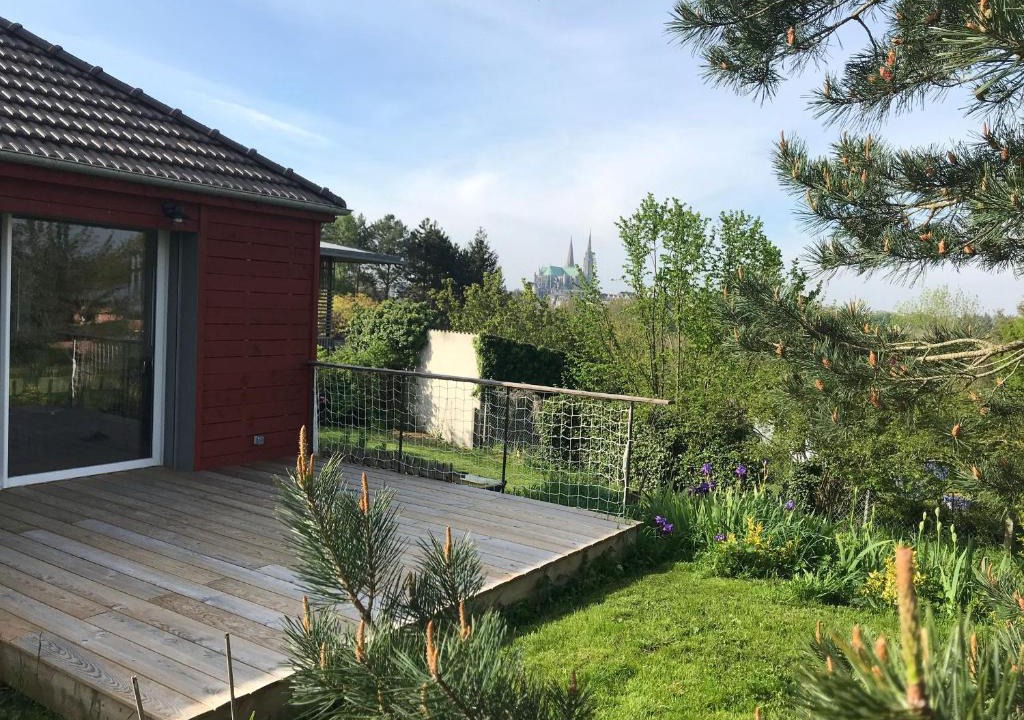 Chartres House | Maison calme à Chartres avec terrasse et jardin, adaptée PMR - FR-1-581-97