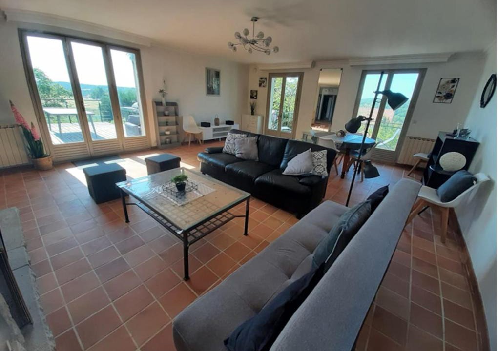 Crecy-en-Brie House | Maison confort et repos