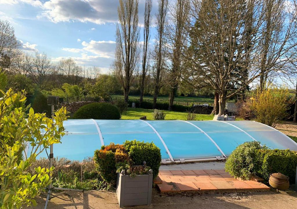 Touquin House | Maison d'une chambre avec piscine partagee jardin clos et wifi a Touquin