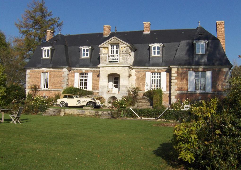 Saint-Eloi-de-Fourques Bed & Breakfast | Manoir d'Hermos