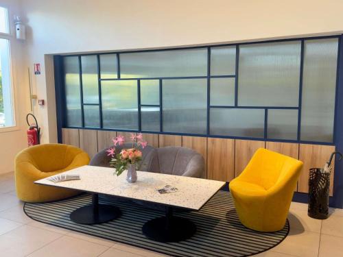 Val-de-Reuil Hotel | Mercure Rouen Val de Reuil