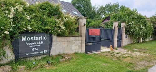 Bouconville Bed & Breakfast | Mostarlic Vegan and Gluten free B&B