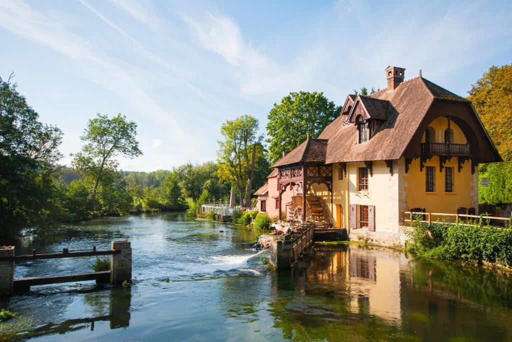 Lavacourt Hotel | Moulin de Fourges