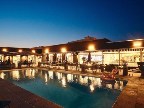 Muire - Haubette Hotel | Novotel Reims Tinqueux