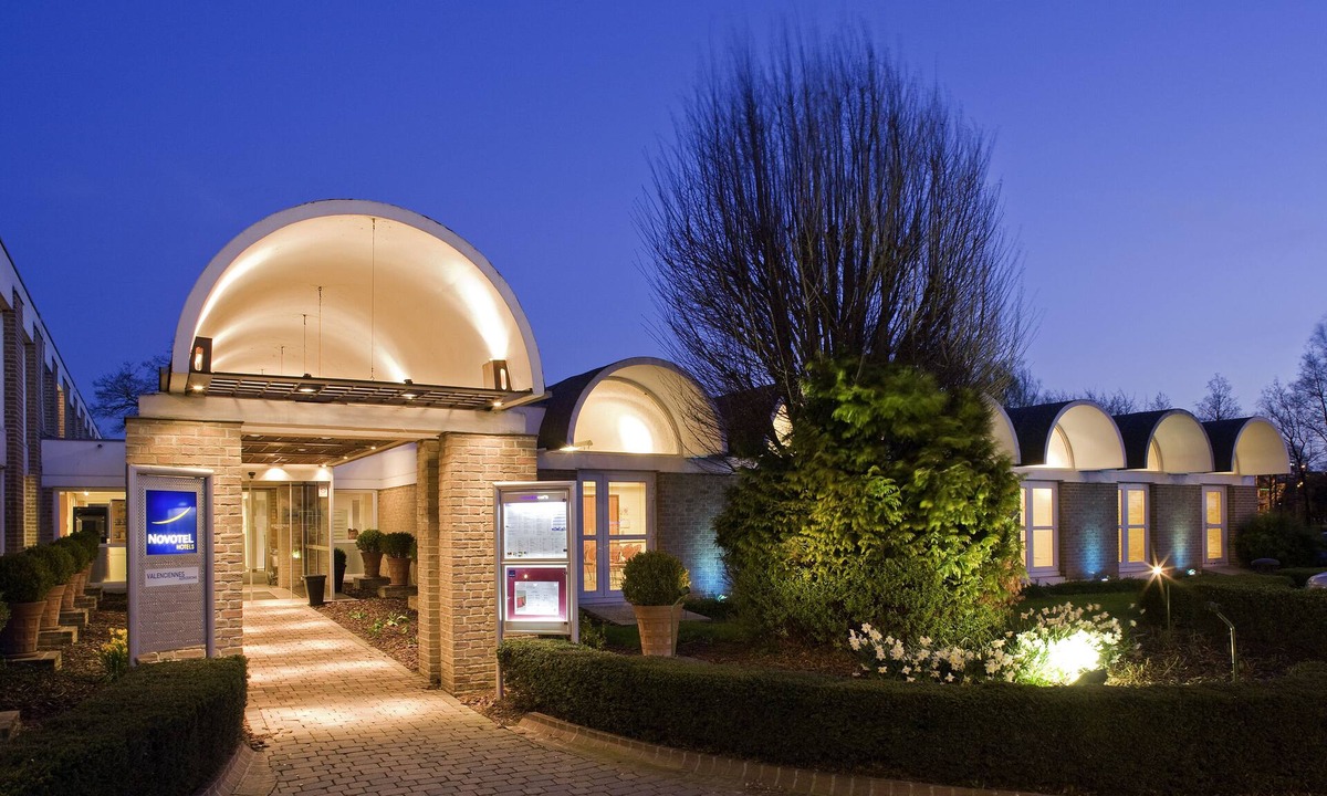 Rouvignies Hotel | Novotel Valenciennes
