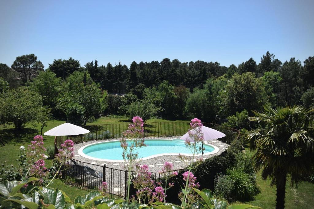 Ailhon House | Ombre Bleue Du Figuier, Ailhon