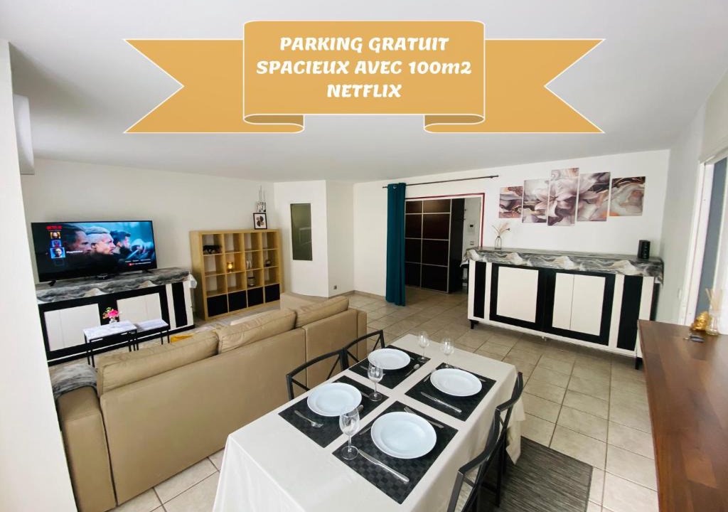 Centre Erlon Apartment | Parking & 100m2 en plein centre ville