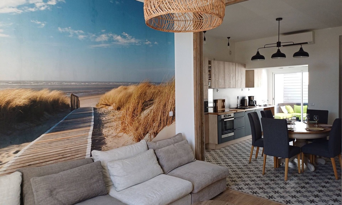 Petit-Fort-Philippe House | Petite Villa Maris Stella 250m from Petit Fort Philippe beach