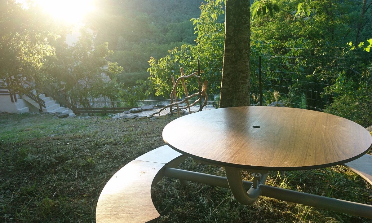 Saint-Fortunat-sur-Eyrieux Apartment | Private beach and panoramic view, on the Dolce Via