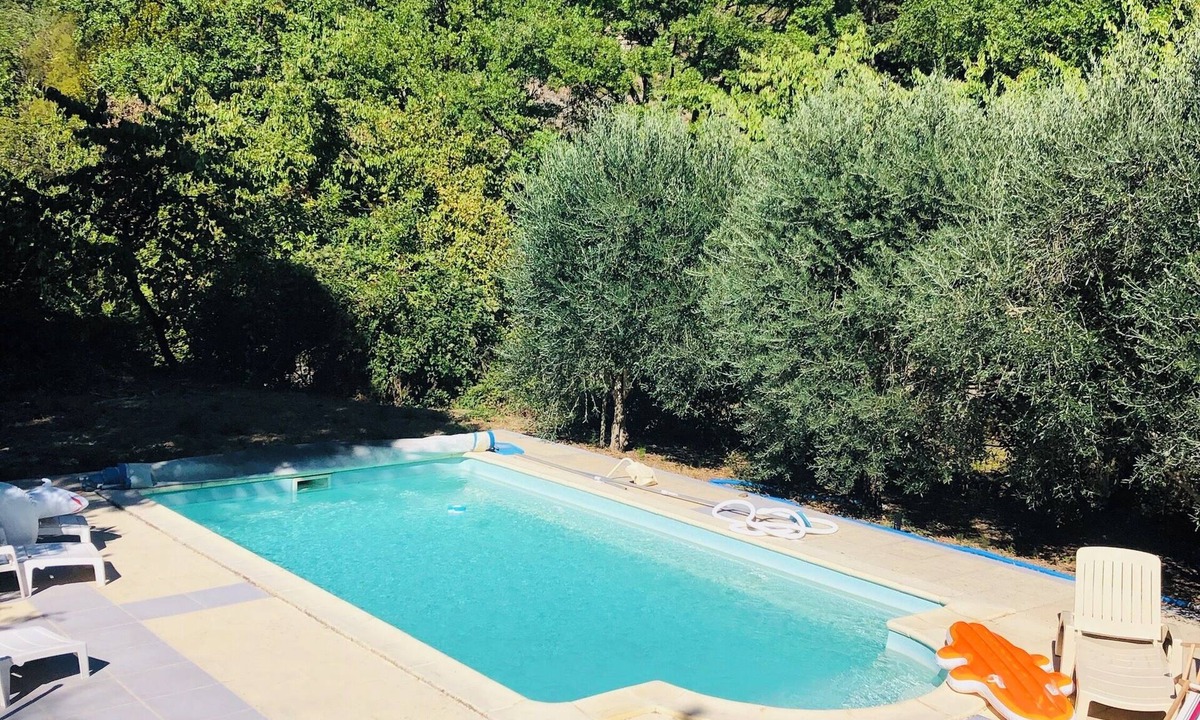 Olargues House | Quiet house with swimming pool, not overlooked