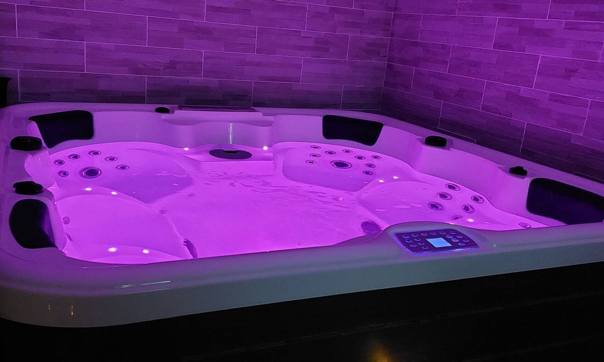 Cernoy Apartment | Romantic getaway with private spa-O'spa des 3 étôts