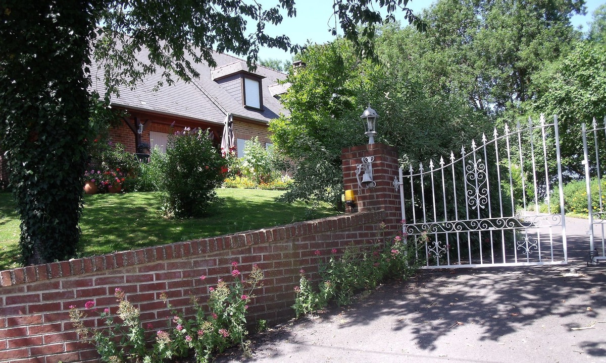 Eparcy House | rooms homestay very quiet village relaxing close to nature