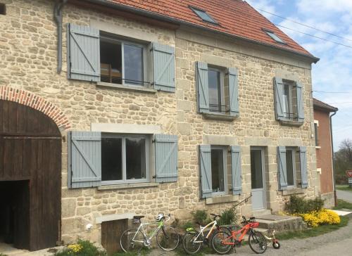 Champagnat Hostel | Roue d'escampette Gîte d'étape et de séjour