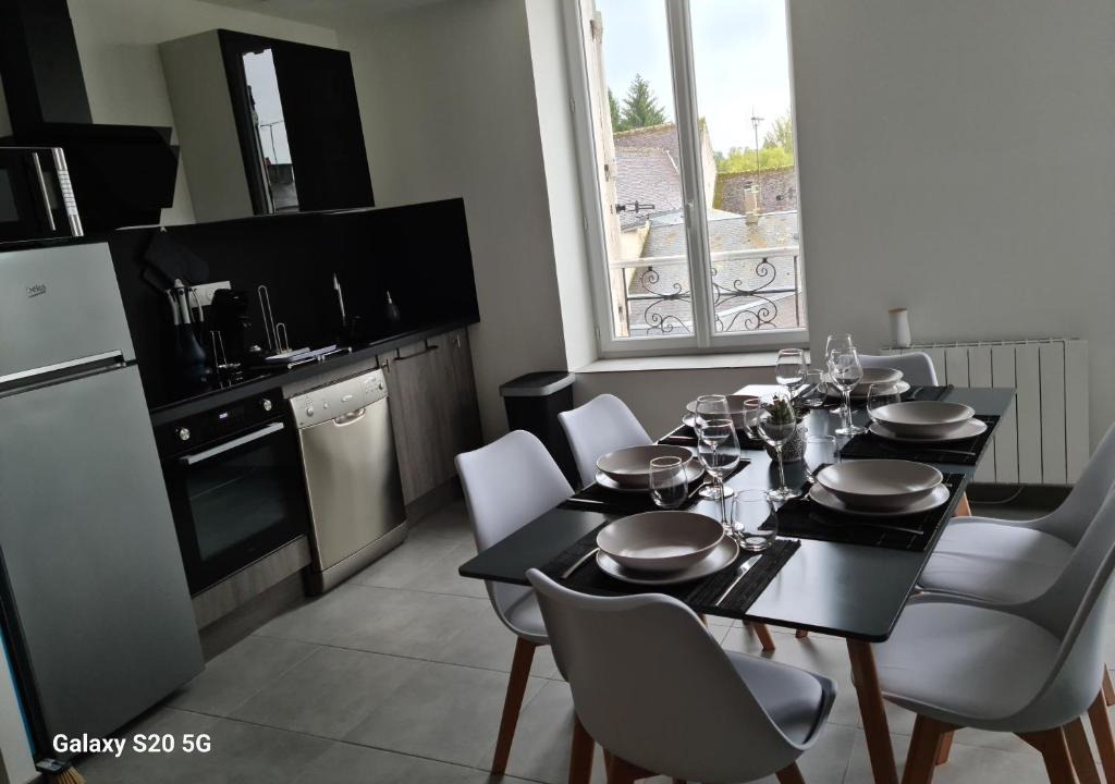Bleneau Apartment | Serrimmo - appartement Aude