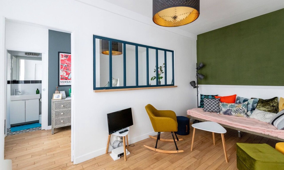 Notre-Dame Apartment | Short/long stay - 2 Rooms + Kitchen + bathroom. Totally renovated