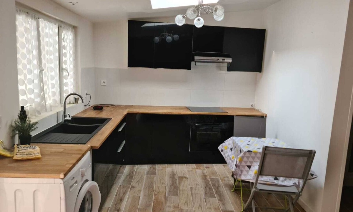 Stains Apartment | Spacious and bright studio near Paris