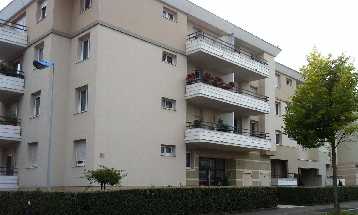 Poteries Apartment | STUDIO 3 pers calm near ZENITH, private parking