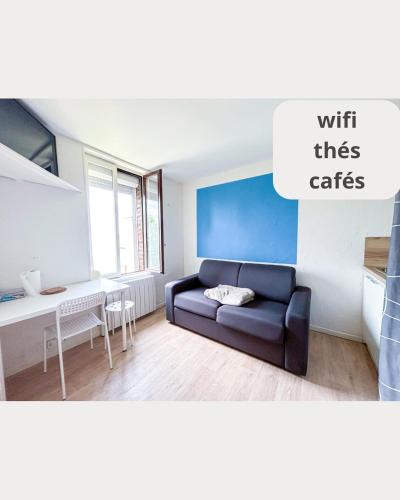 Valenciennes Apartment | Studio cosy