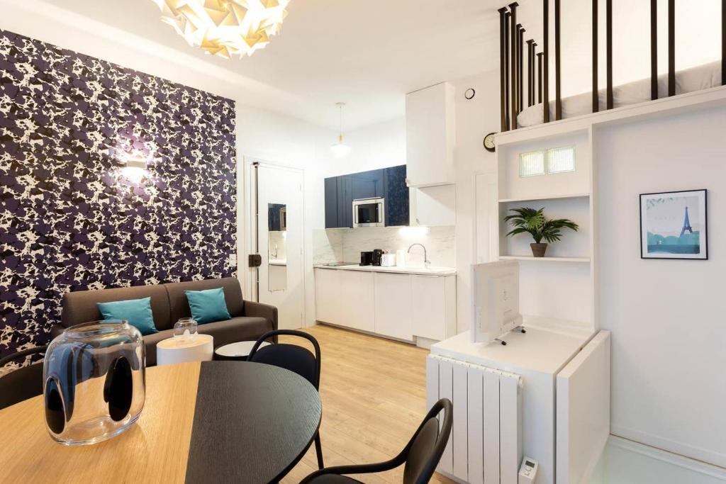Notre-Dame-des-Champs Apartment | Stunning 1BR 6 Sleeps Apt Saint Germain-Luxembourg