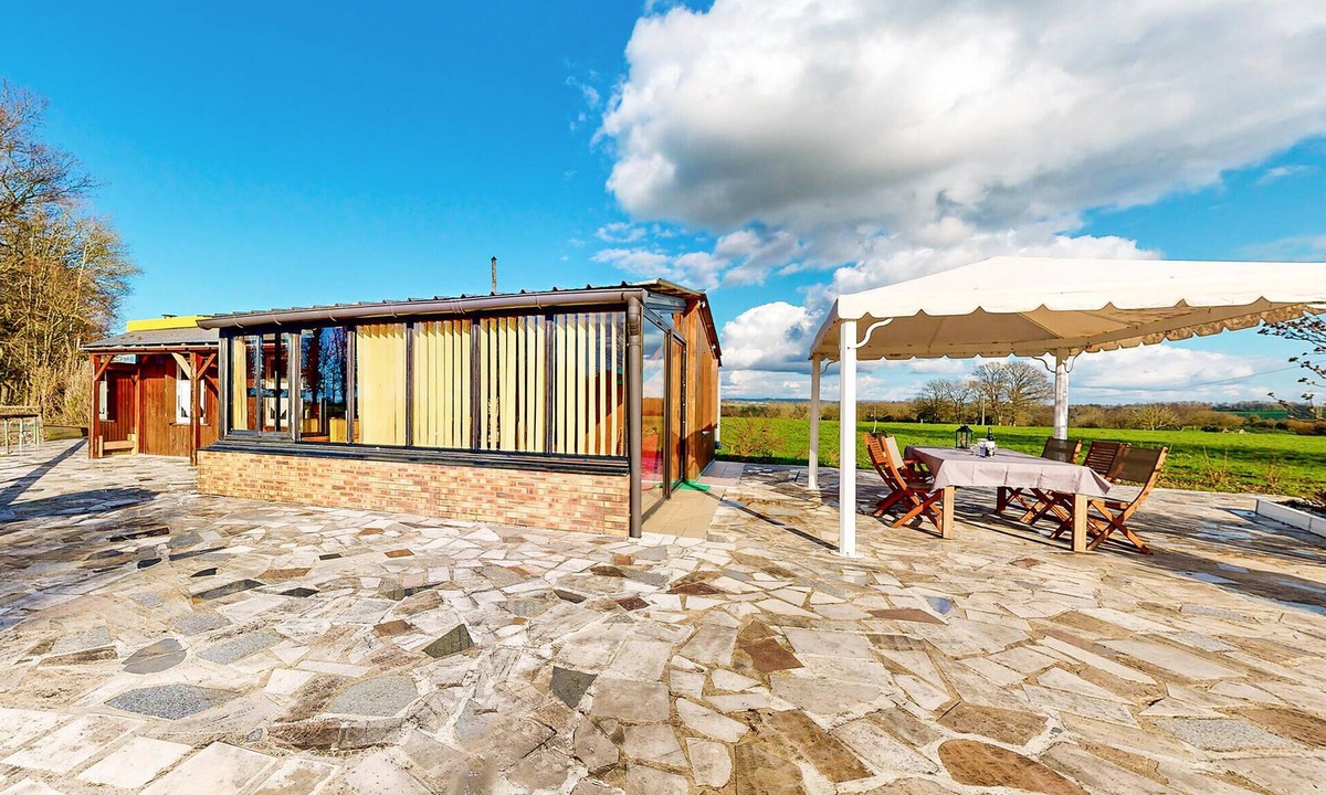 La Bazouge-de-Chemere House | Stunning home in La Bazouge-de-Chemeré