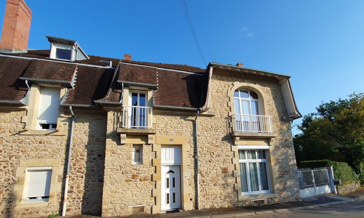 Saint-Honore-les-Bains Bed & Breakfast | Suite 56 m2 "belle Époque" Petit Déjeuner Compris Pour les Amoureux de la Nature