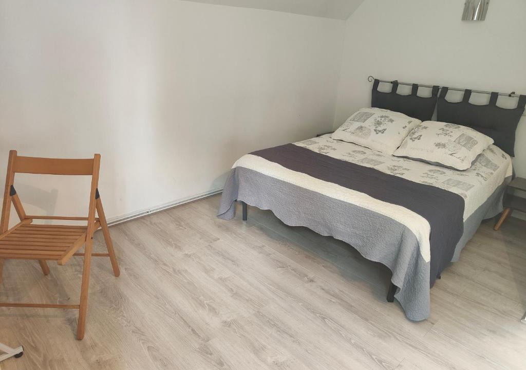 Douai House | SUITE PRIVEE AVEC VUE SUR LE JARDIN