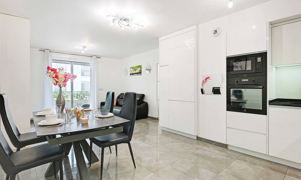 19th Arrondissement Apartment | Super 1DBR / 4P refurbished - Jaurès / Ourcq - Mobility lease