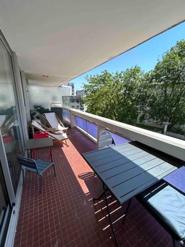 Quartier Atlantis Apartment | Superbe appartement, terrasse, accès direct RER