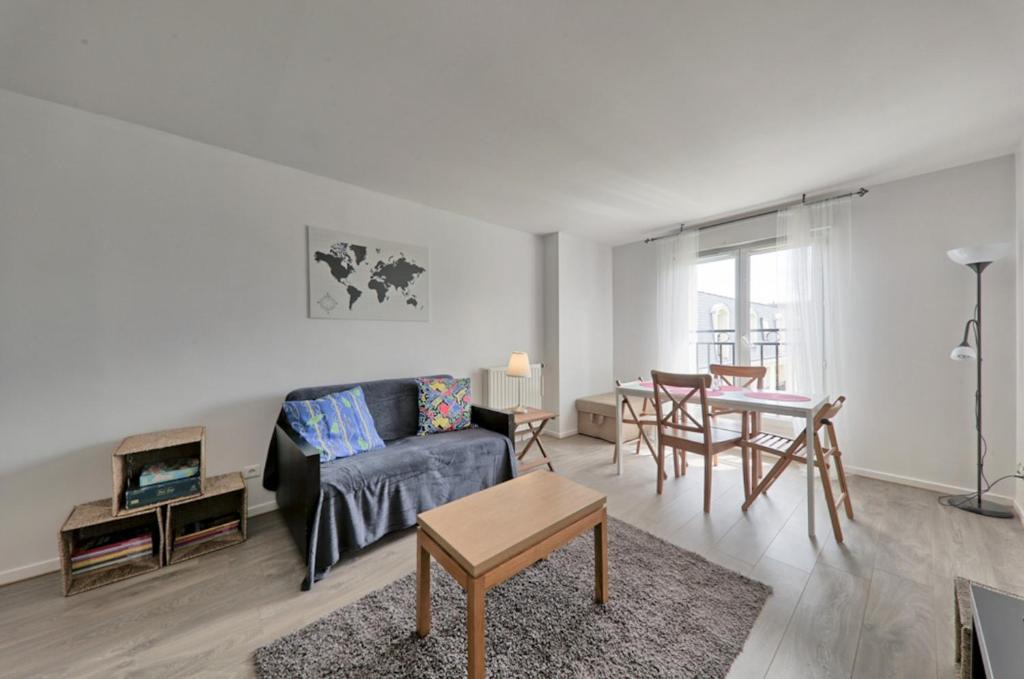 Magny-le-Hongre Apartment | Sweet Home Magny (Sleepngo)