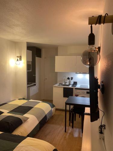 Bussy-Saint-Georges Apartment | T2D Apartment - Suite UR proche Disneyland Paris