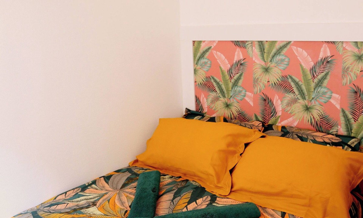 Saint-Quentin Apartment | THE ISLE PARADISE