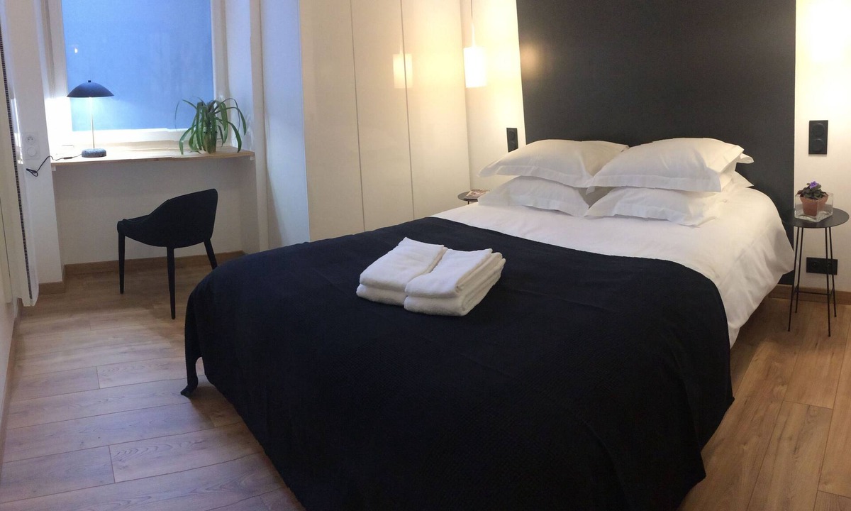 Reims City Centre Apartment | 'The Nest of Kings', 2 steps from the cathedral