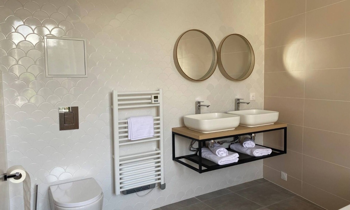 Vic-sur-Aisne Hotel | This beautiful country house is a former coaching inn dating from 1586,