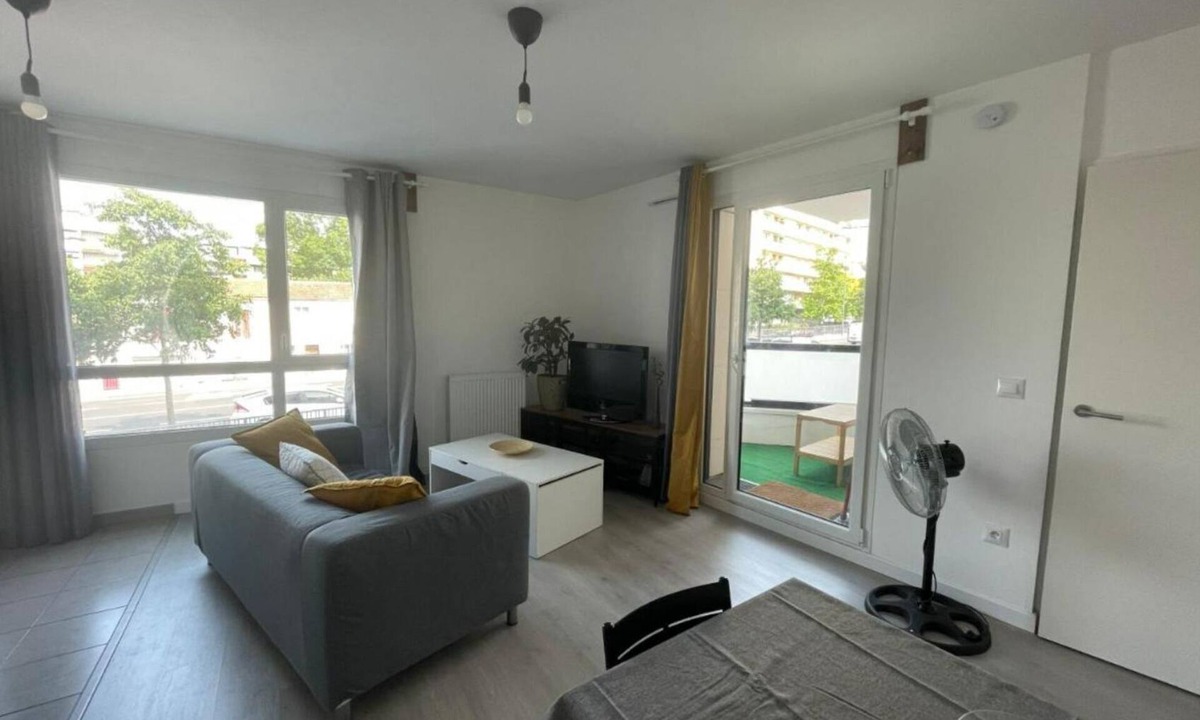 Villejuif Apartment | Villejuif - Proche de Paris - 2 Pièces de 39m2 Avec Balcon