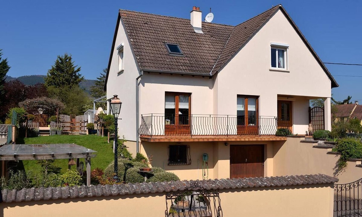 Eguisheim Apartment | Vineyard flower * Eguisheim quiet, 3 min walk from the center