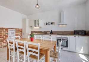 170 m² House ∙ 5 bedrooms ∙ 9 guests