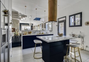 2 large houses with swimming pool 3km from Paris Champs Elysées near Olympic Games 2024